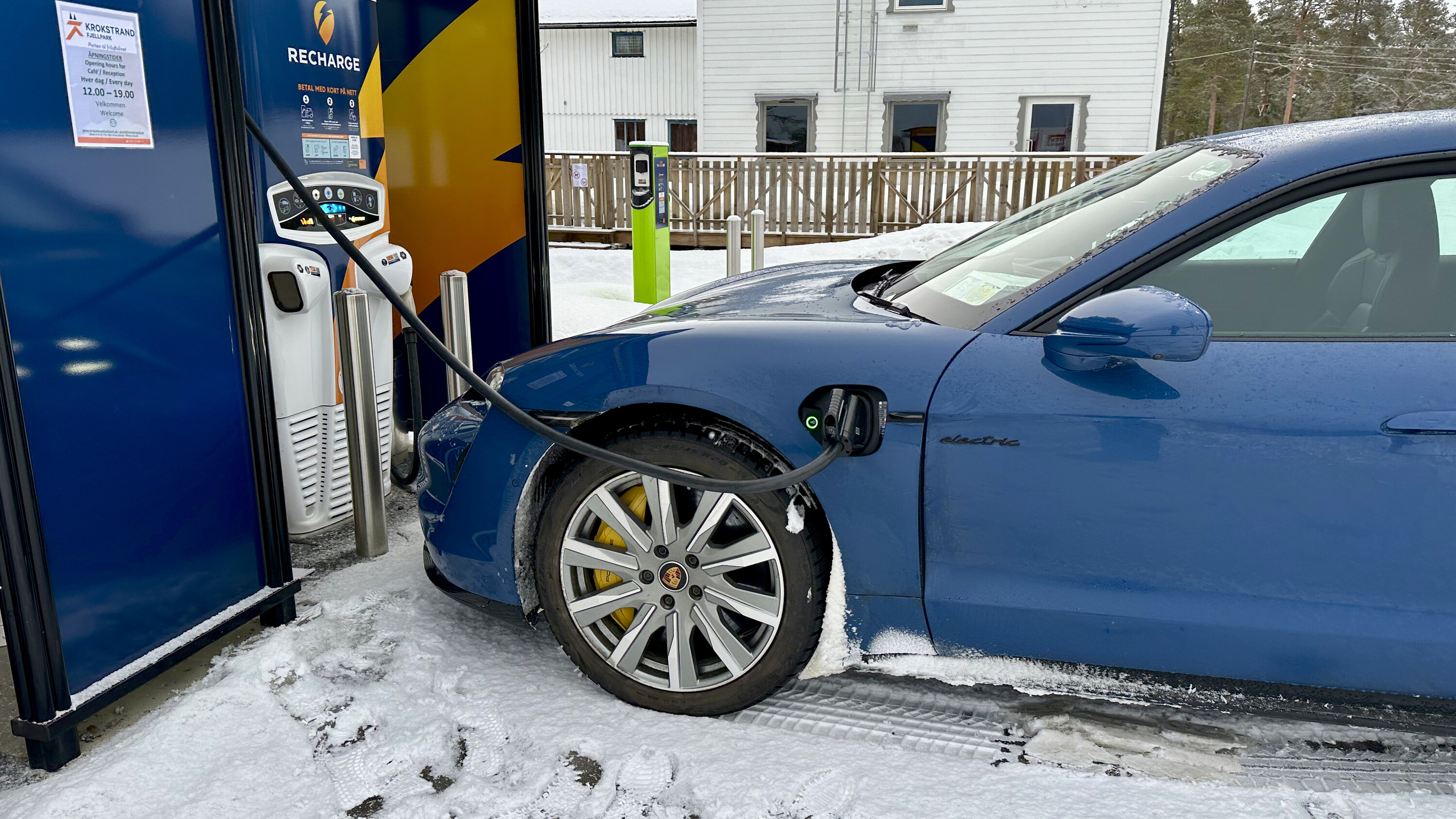 Porsche Taycan Taycan to Tromsø Road Trip – Winter 2023 (Arctic Norway) 52695036842_f940dcde86_4k