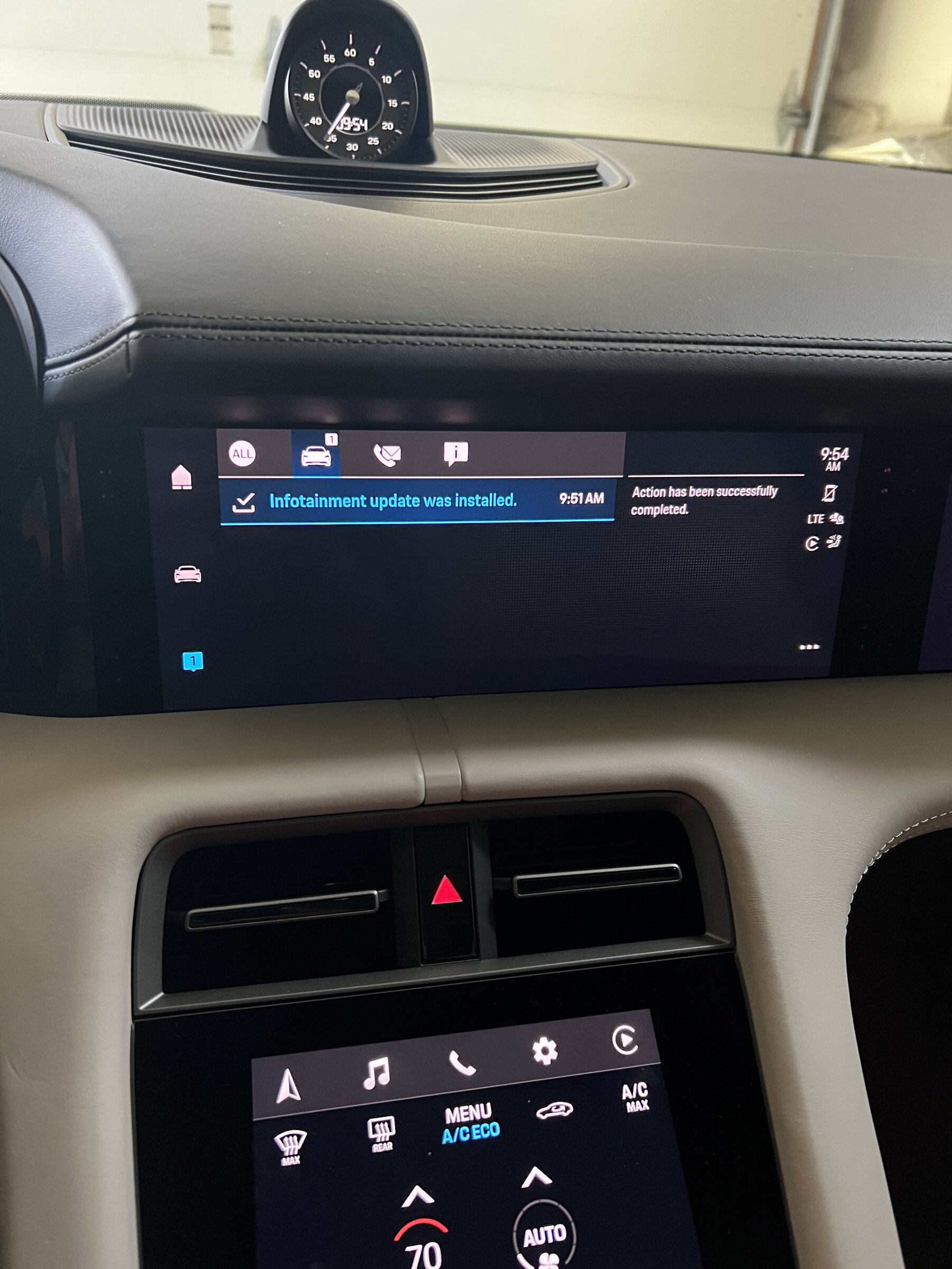 Porsche Taycan First real OTA update for the Taycan 2020 and 2021 happening April 27th… CC67ADBB-9327-4424-904F-E65F49741D32