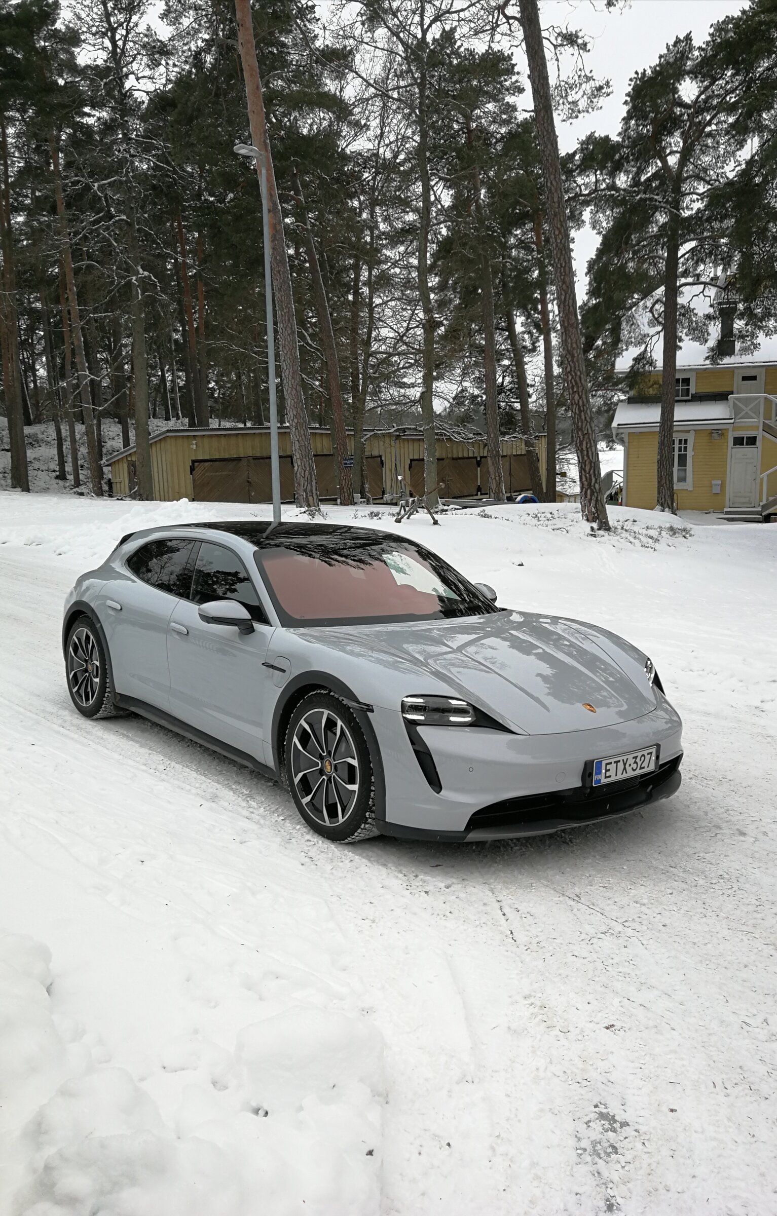 Porsche Taycan GTS Sport Turismo color ? IMG_20220204_112849