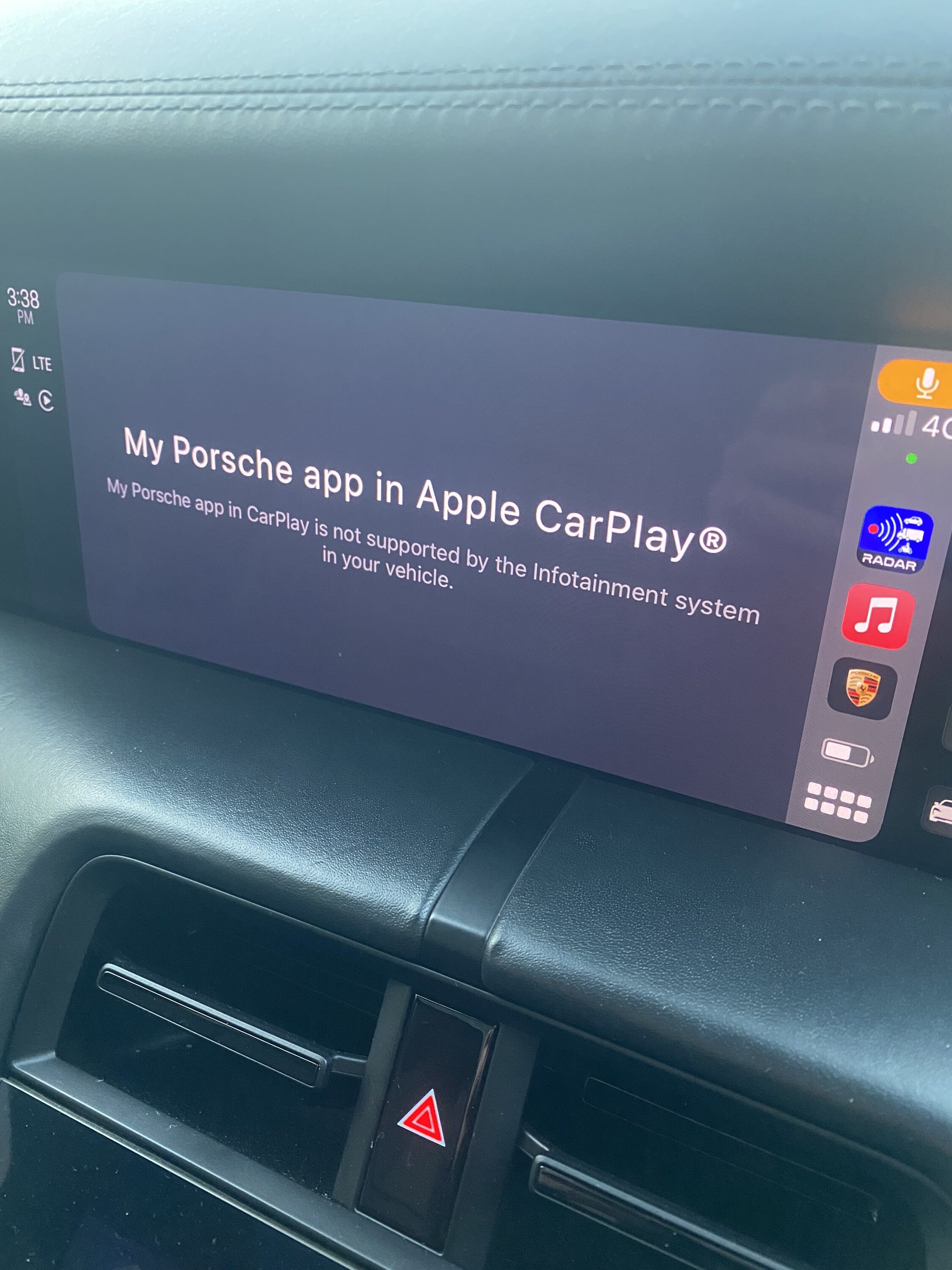 My Porsche App bietet neue Funktionalitäten in Apple CarPlay® - Porsche  Newsroom DEU