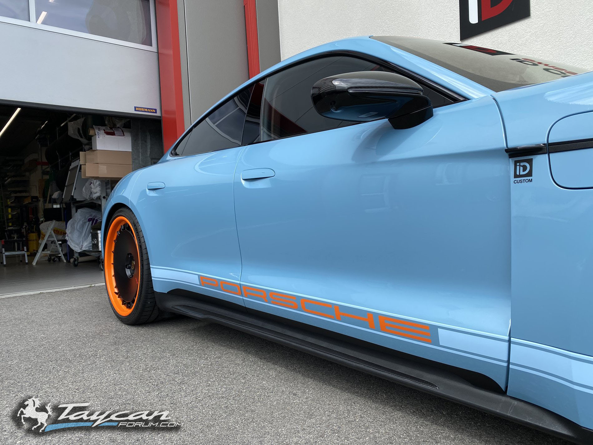Porsche Taycan Aftermarket wheels for Taycan wrapped-taycan-r-gulf-livery-hre-wheels-2-
