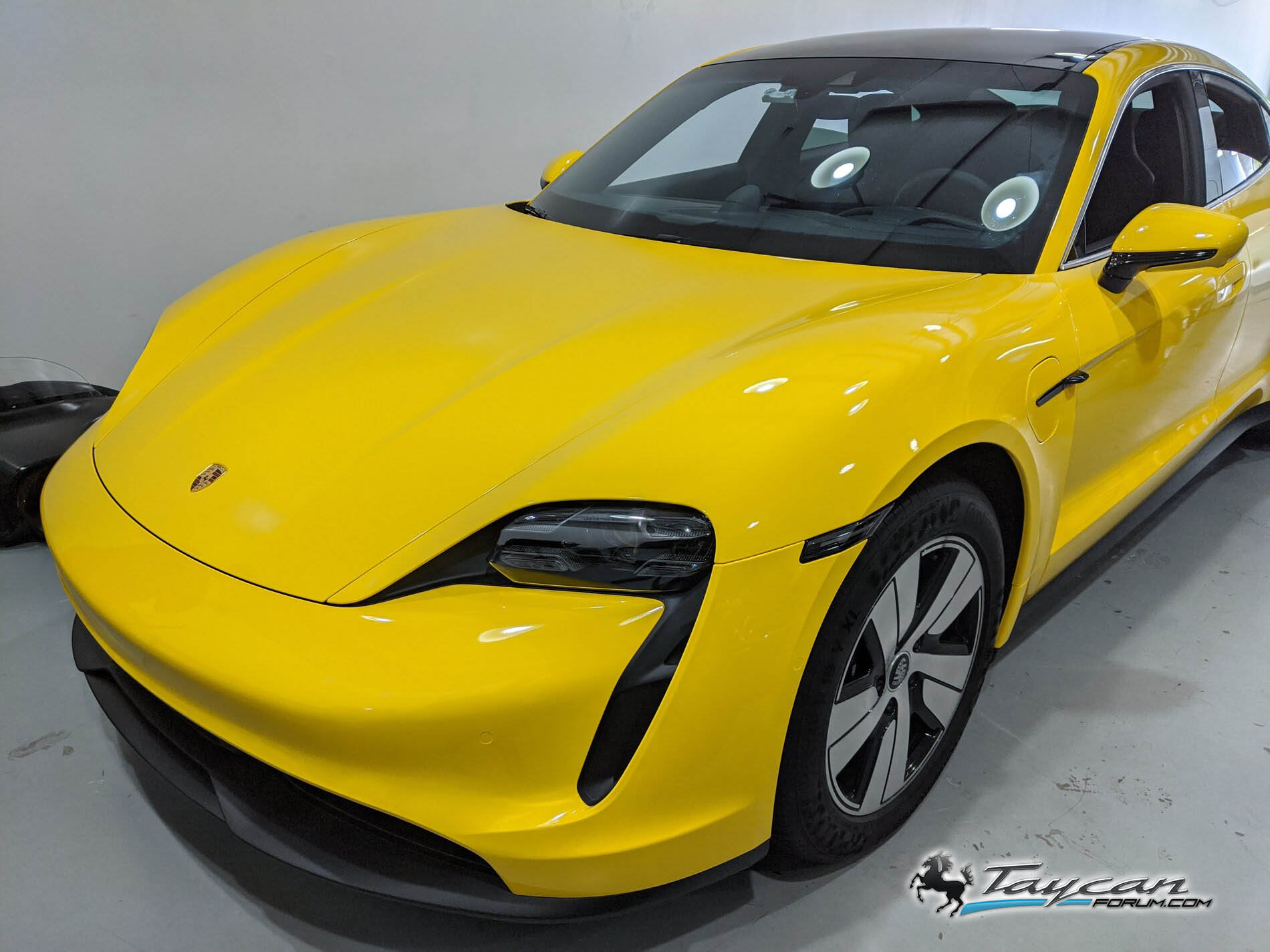 Yellow... YELLOW TAYCAN?!!? | Porsche Taycan Forum - TaycanForum.com