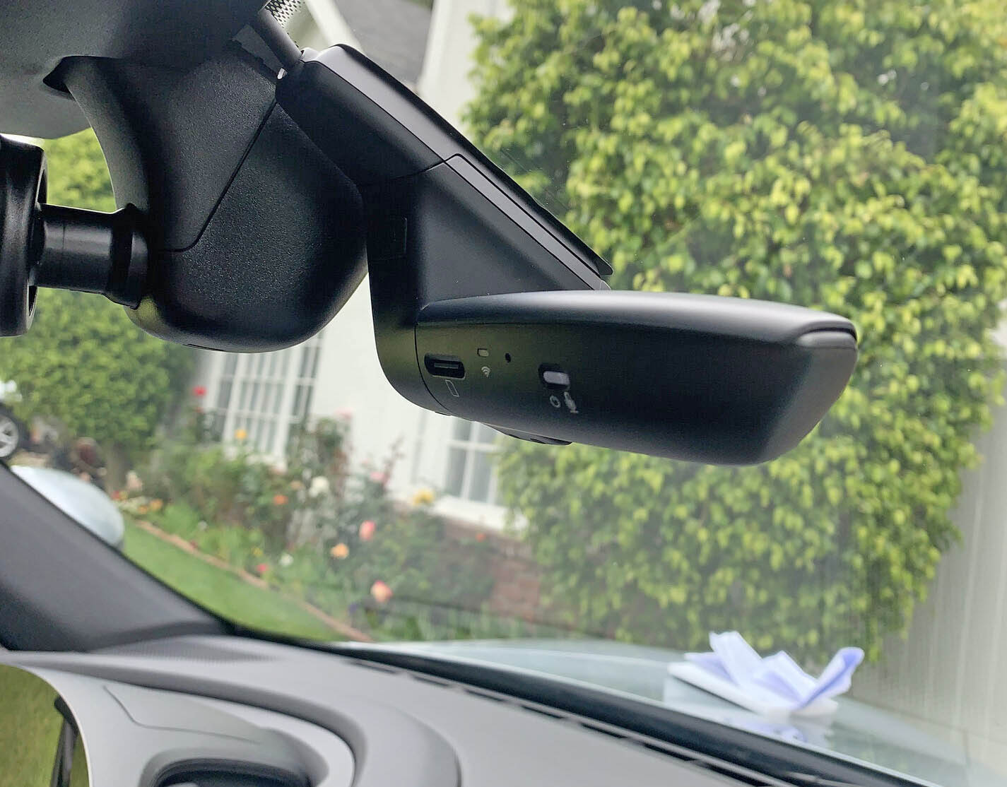 Porsche Dashcam Installed Review and Overview for US Taycan Owners TaycanForum Porsche